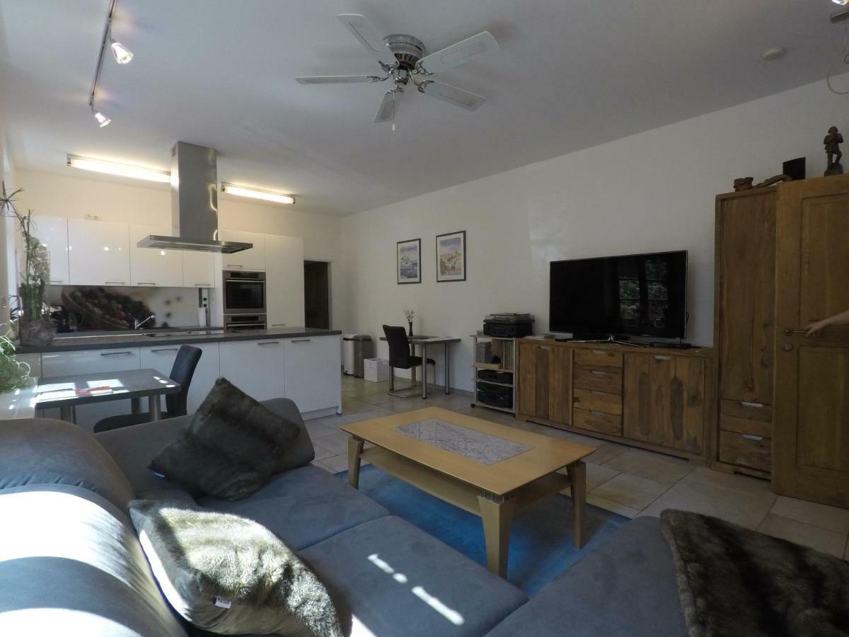 Ferienwohnung Auf Dem Sturmhof Grefrath Dış mekan fotoğraf